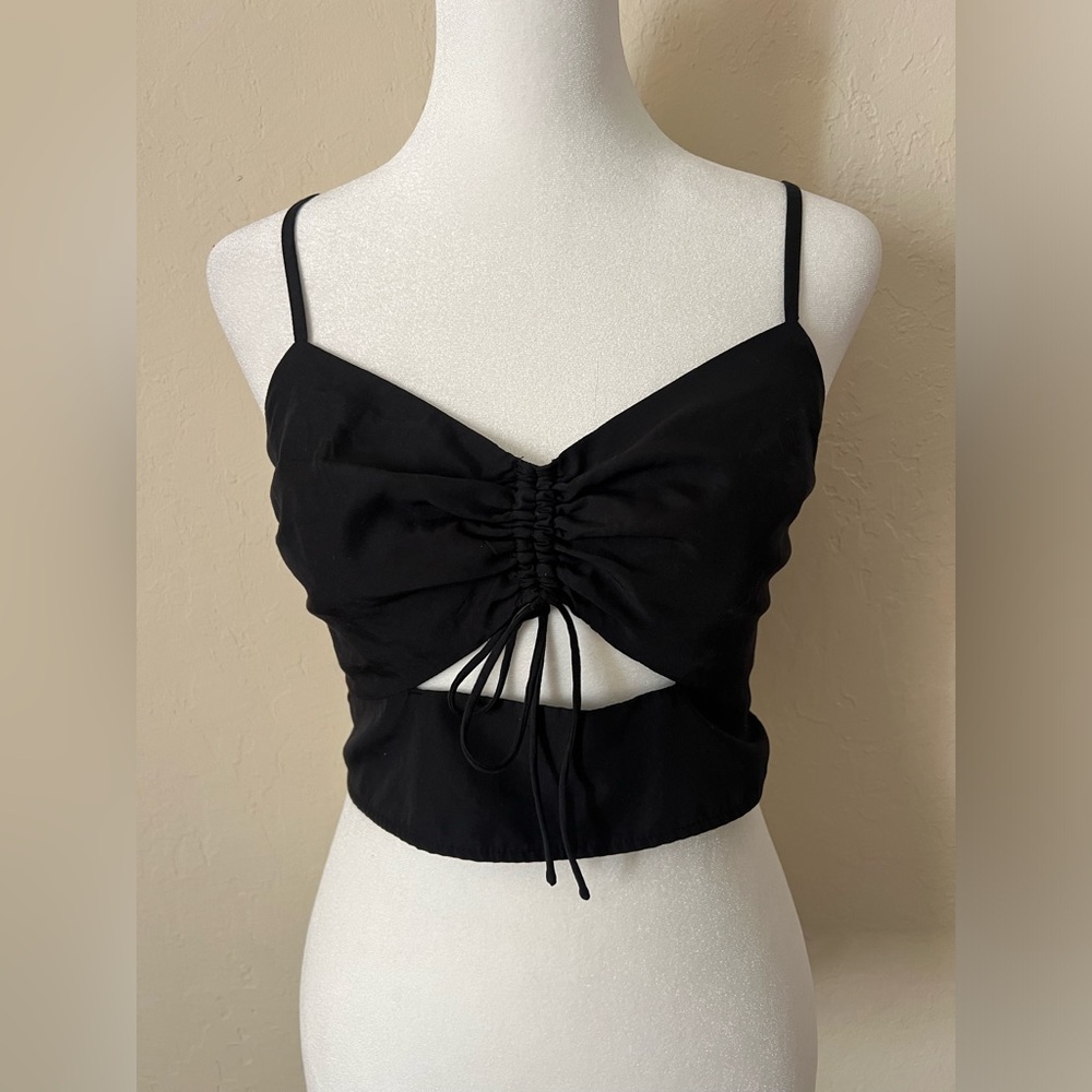 Abercrombie and fitch cutout top - Picture 2 of 5